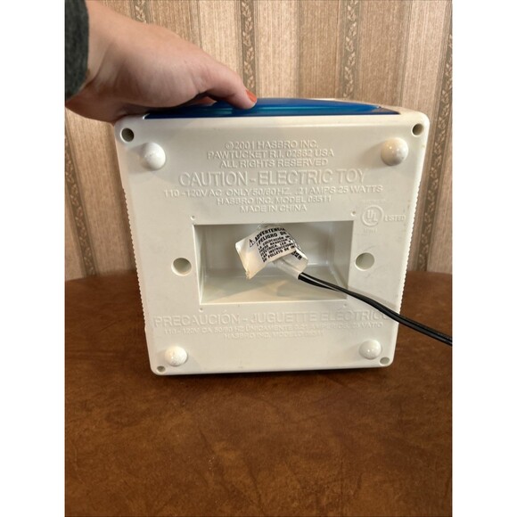 LITE BRITE CUBE 2001 Hasbro w/ 2 drawers of pegs. picture, & extra peg Y2K VNT - Picture 2 of 16